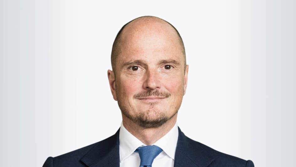 Diego De Giorgi is Group Chief Financial Officer at Standard Chartered. 