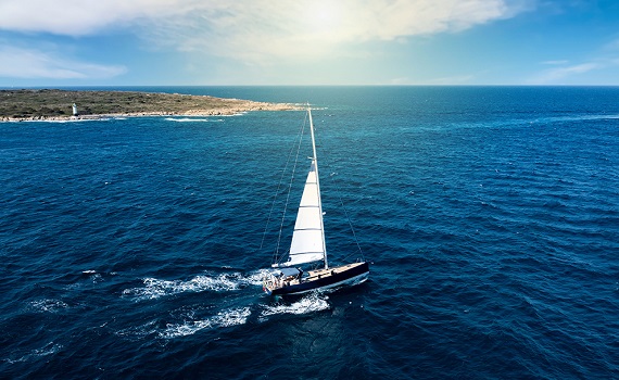 Global Market Outlook - Adapting to shifting winds